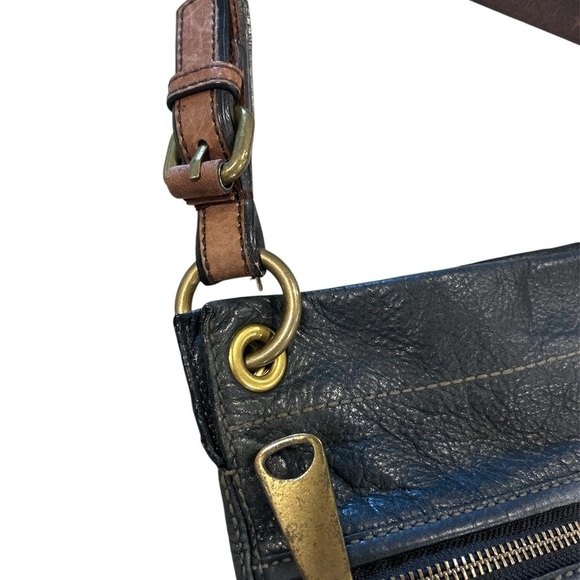 Fossil Black Hobo Bag with Gold Hardware - Picture 5 of 6